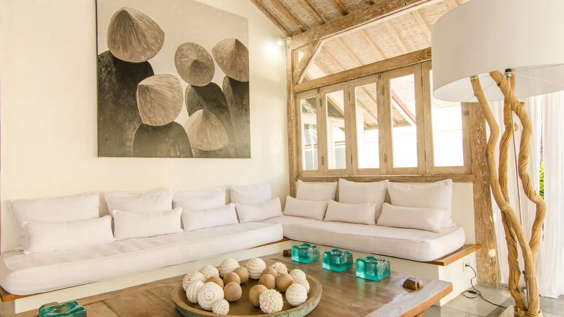 Luxurious&Spacious 4Br Villa In Seminyak Indonesia