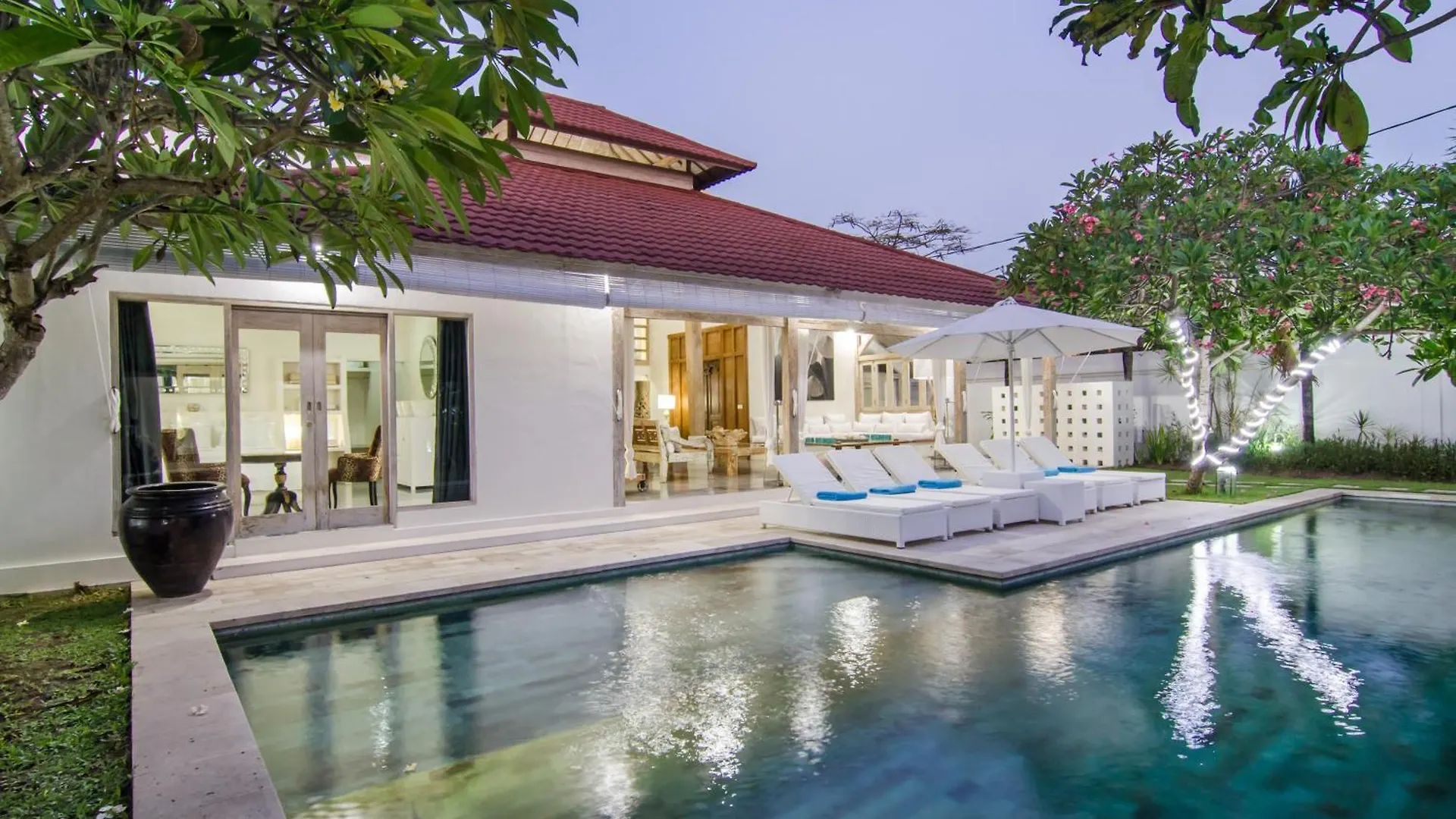Luxurious&Spacious 4Br Villa In Seminyak