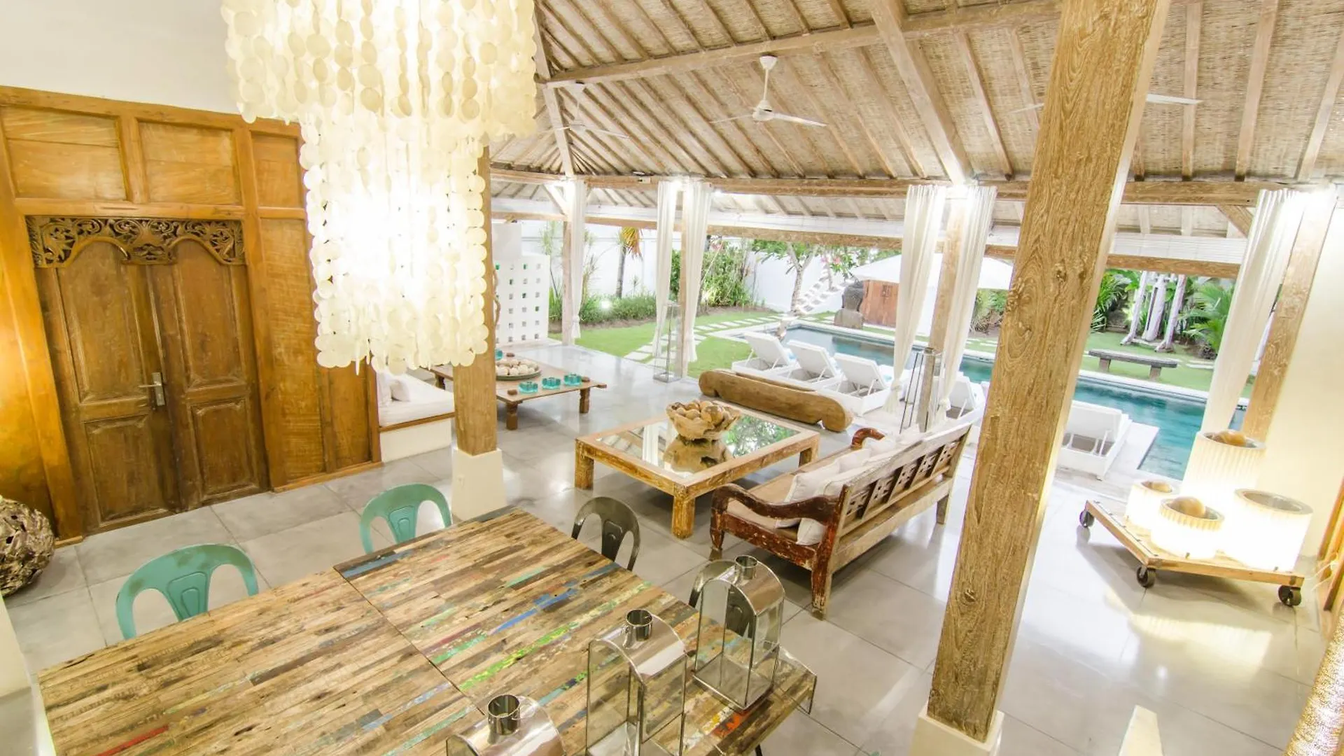 Luxurious&Spacious 4Br Villa In Seminyak Indonesia