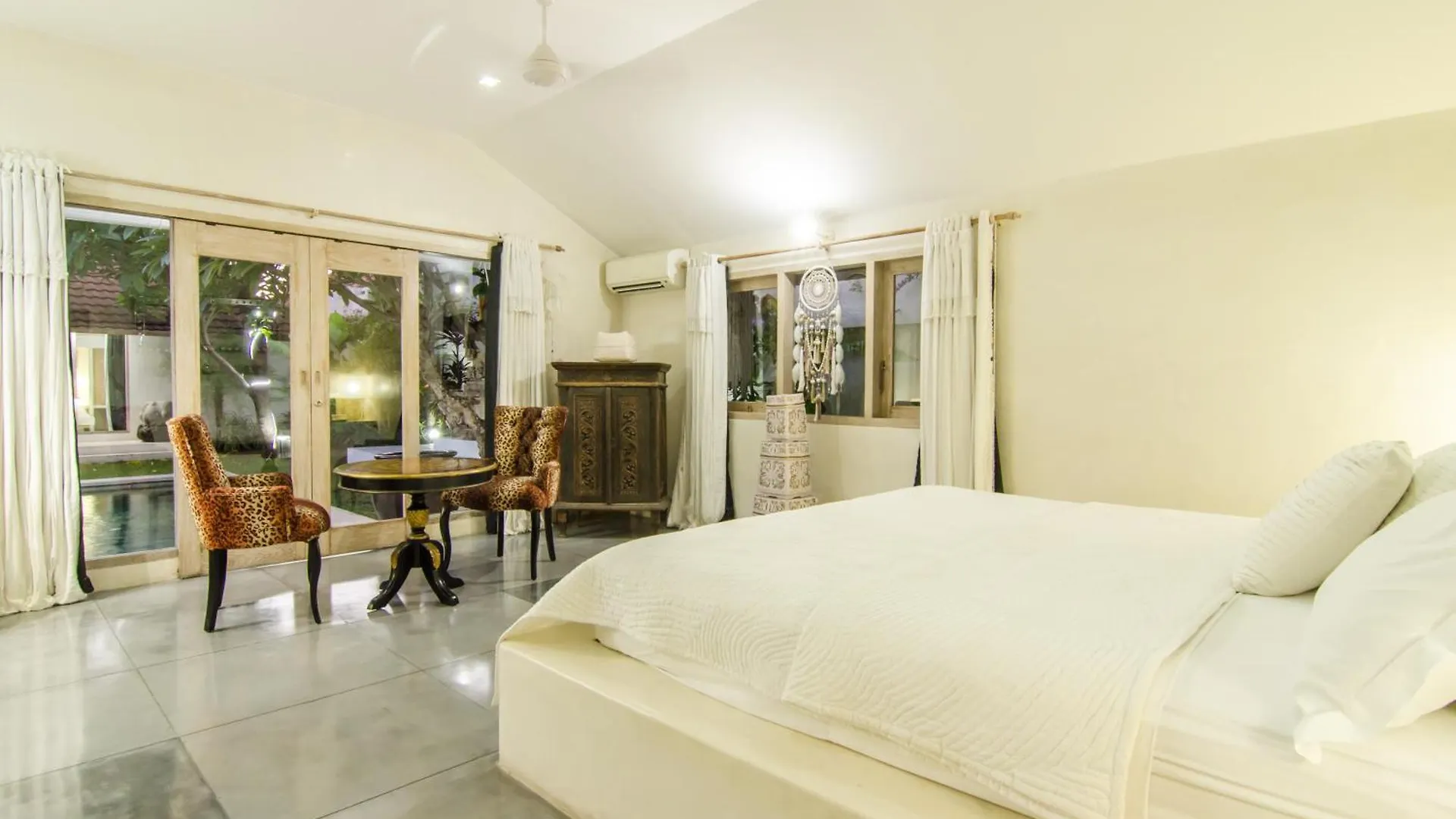 Luxurious&Spacious 4Br Villa In Seminyak 0*, Seminyak (Bali) Indonesia