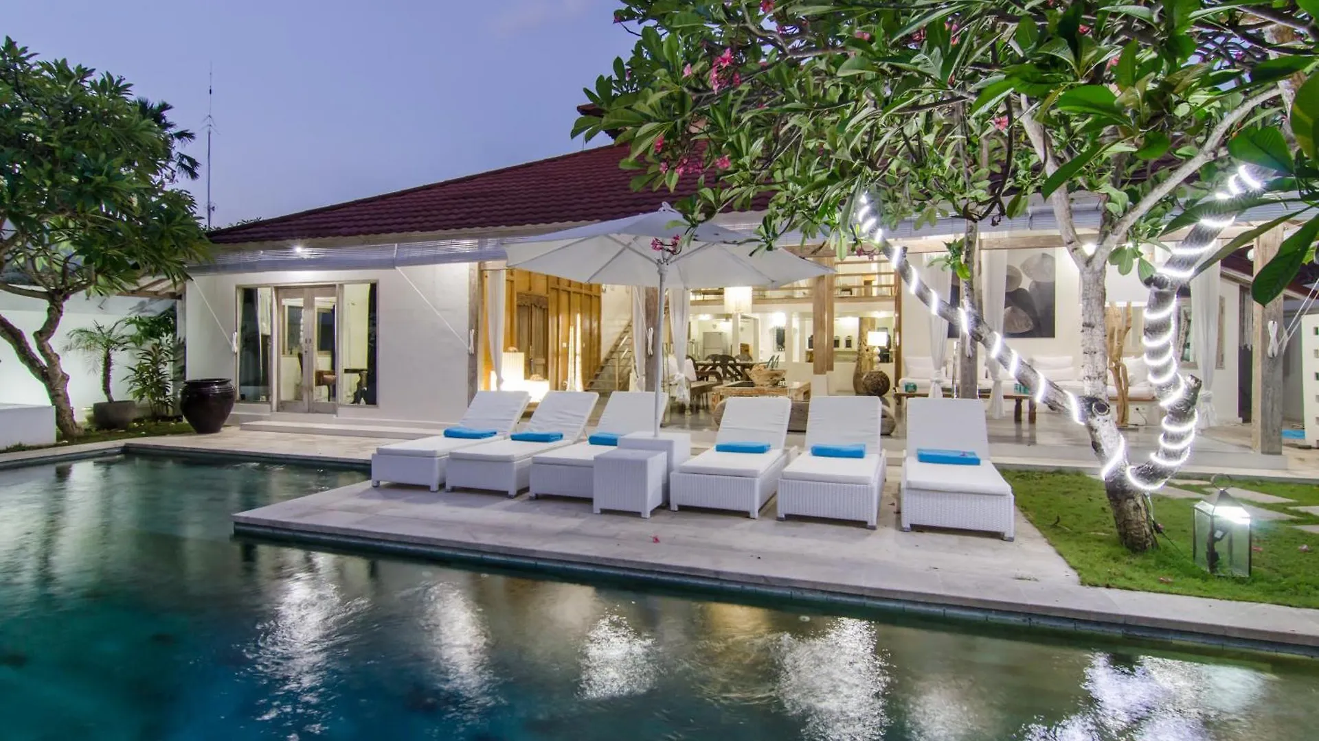 Luxurious&Spacious 4Br Villa In Seminyak Indonesia