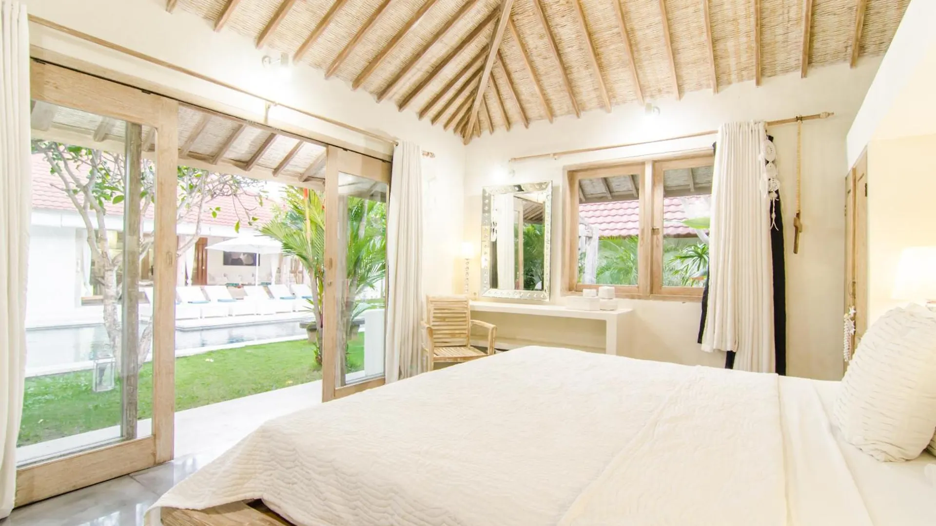 Luxurious&Spacious 4Br Villa In Seminyak
