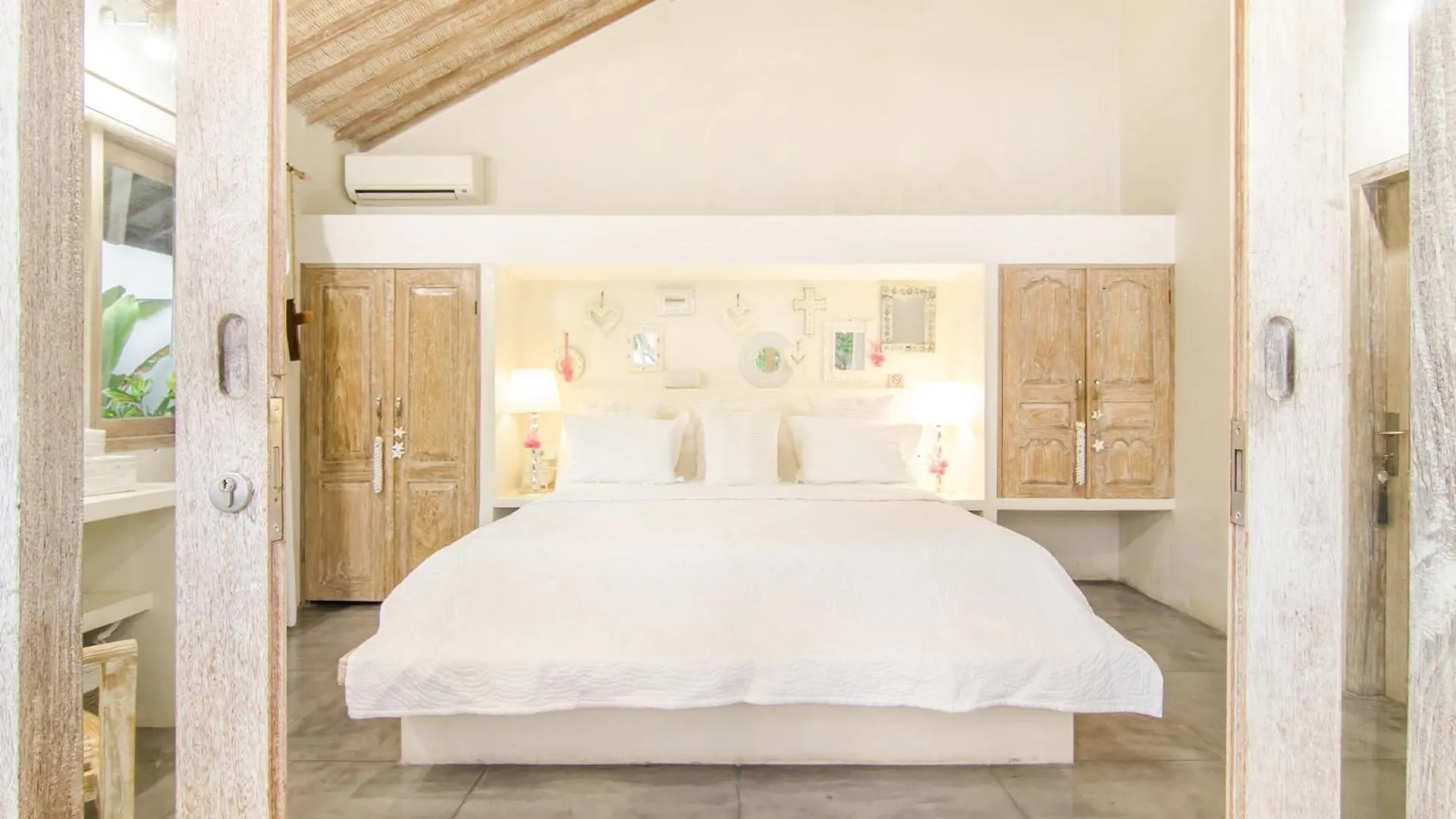 Luxurious&Spacious 4Br Villa In Seminyak Indonesia