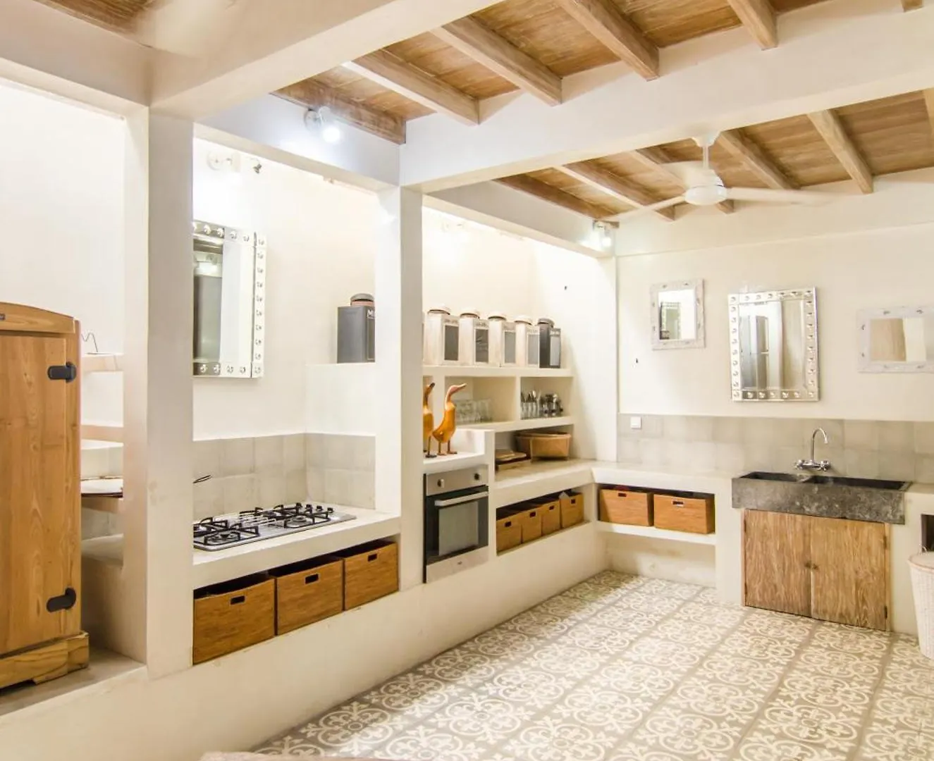 Luxurious&Spacious 4Br Villa In Seminyak