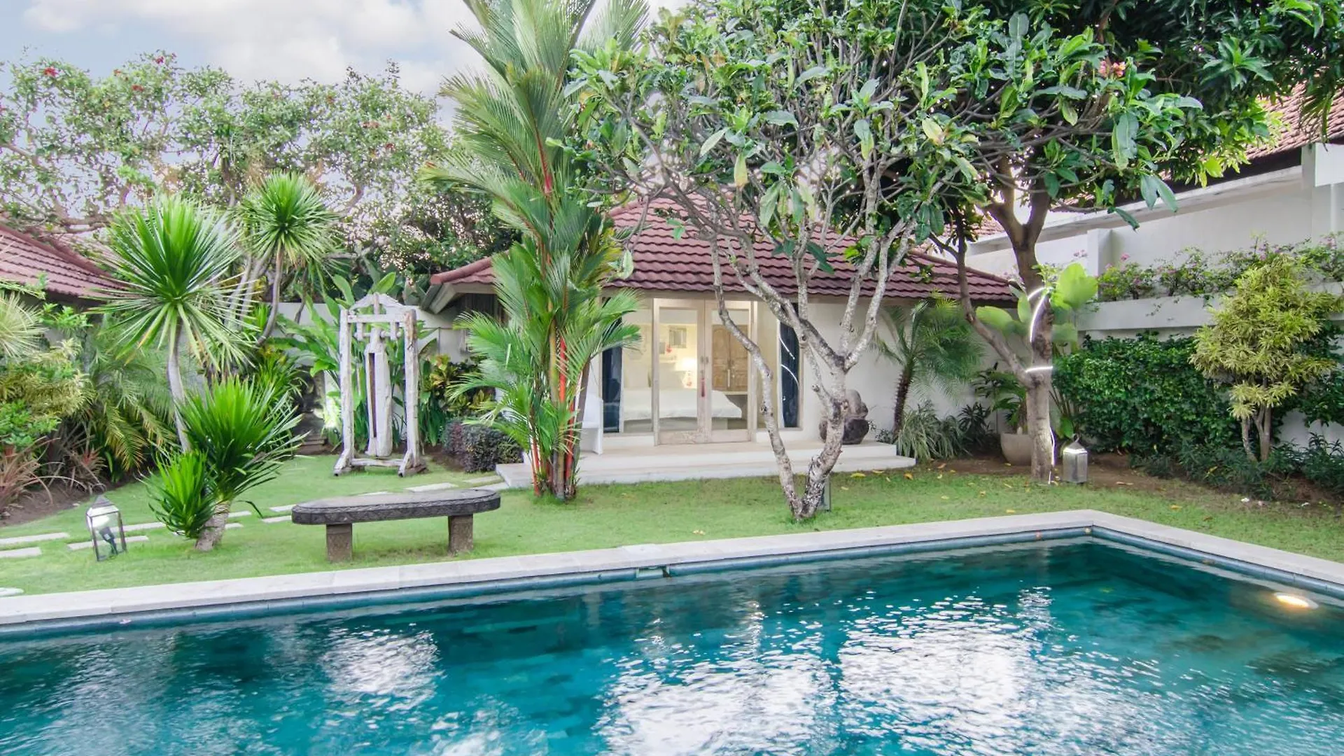 Luxurious&Spacious 4Br Villa In Seminyak Indonesia